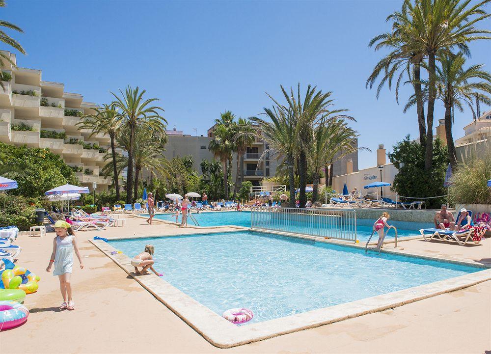 Globales Cala Bona Otel Dış mekan fotoğraf